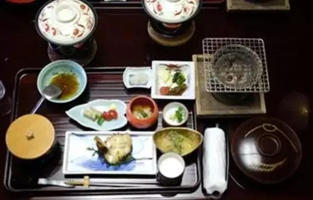 草津晨間溫泉